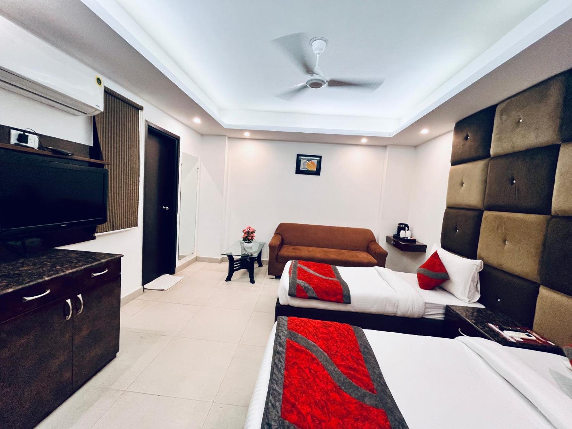 Hotel The Gold Inn - Karol Bagh Delhi Exterior foto