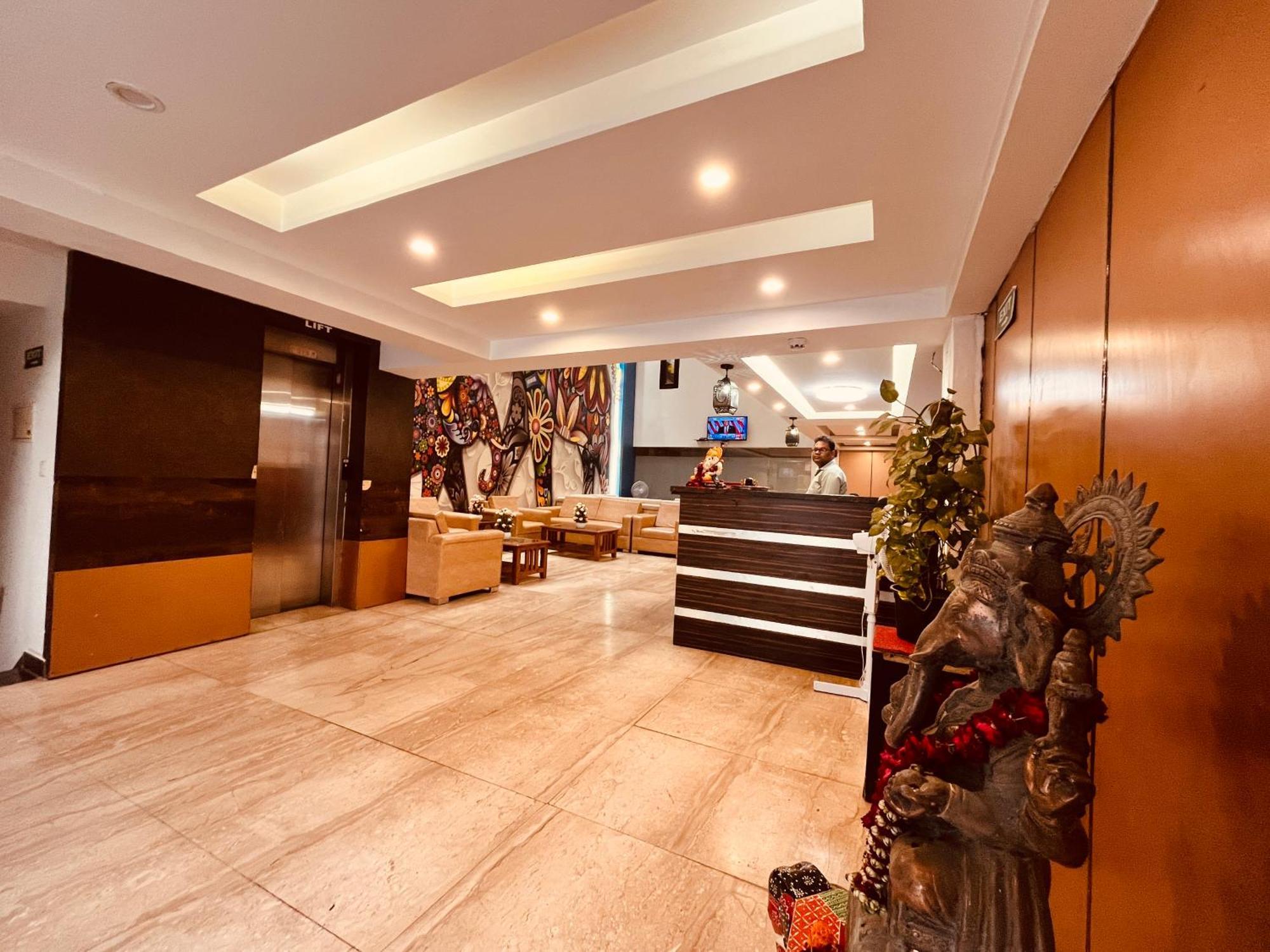 Hotel The Gold Inn - Karol Bagh Delhi Exterior foto
